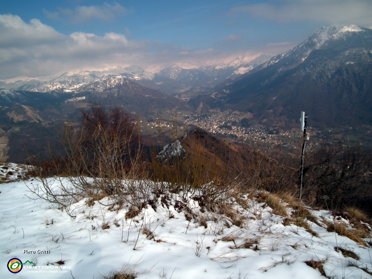 56 e i monti dell'alta Val Serina.JPG